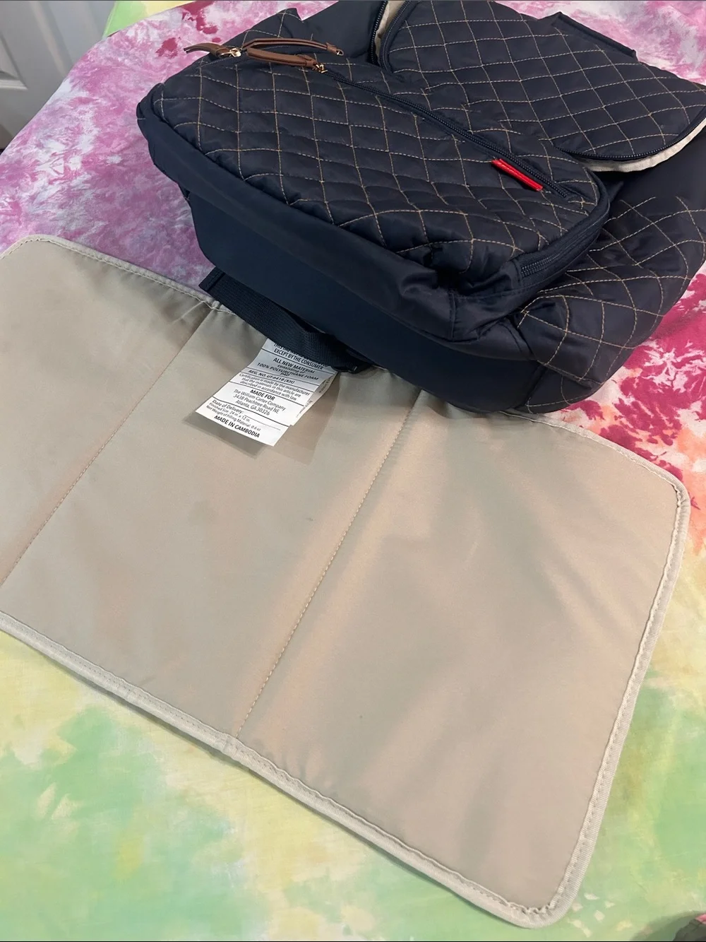 Skip hop Forma Diaper bag with pad